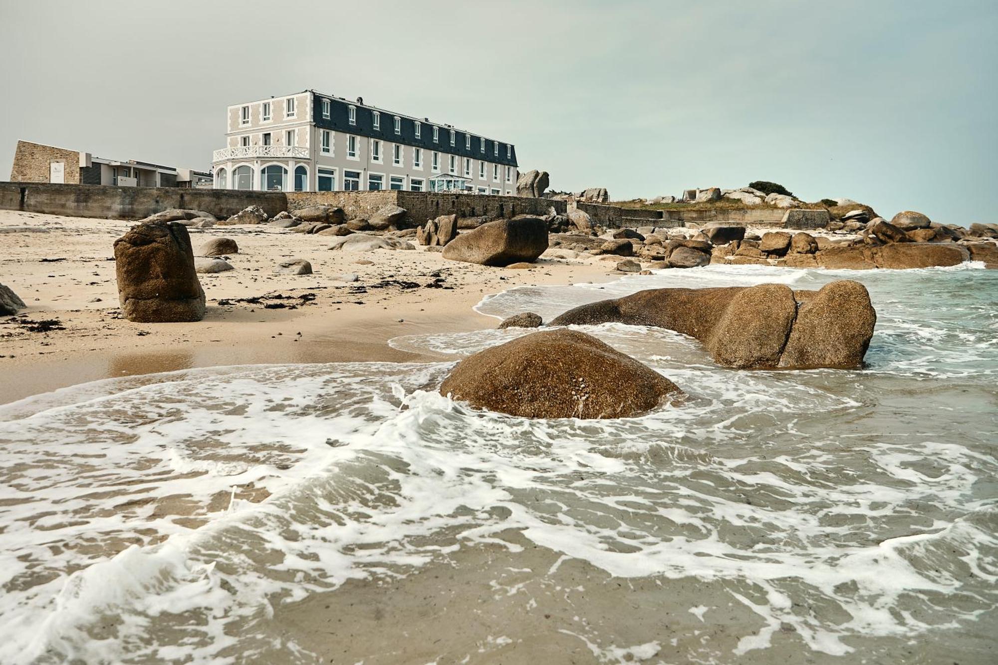Hôtel de la Mer, The Originals Relais  Brignogan-Plages Exterior foto